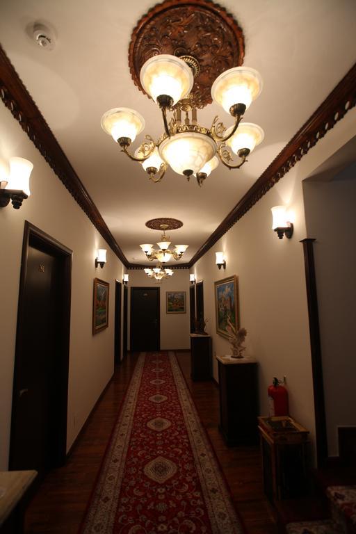 Antipatrea Hotel เบราท ภายนอก รูปภาพ