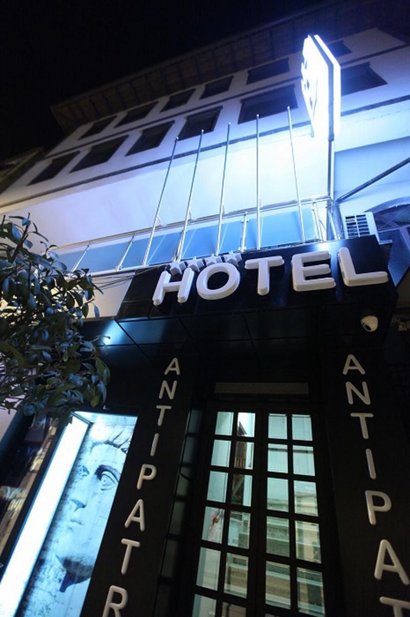 Antipatrea Hotel เบราท ภายนอก รูปภาพ